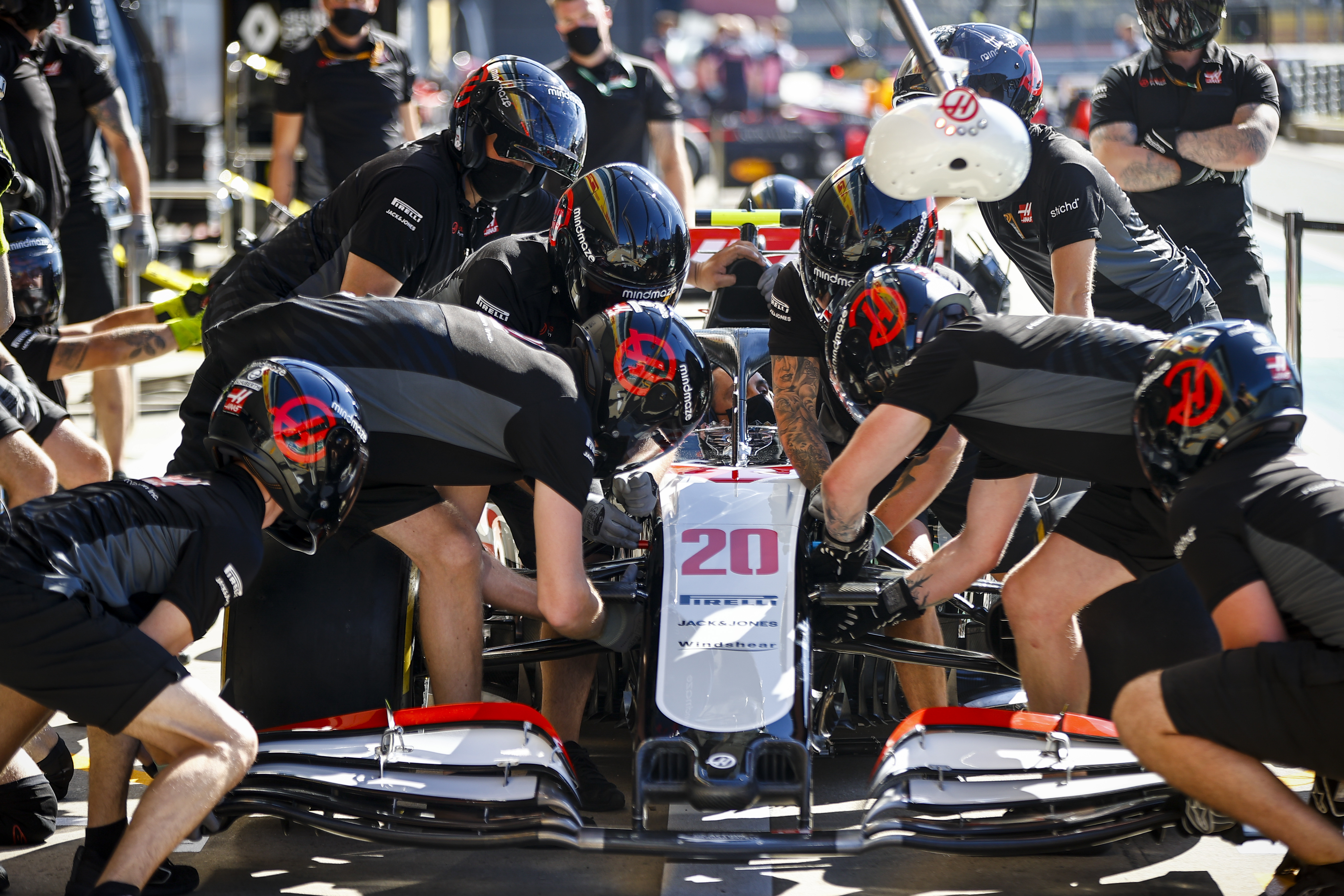 Haas F1 Team pit stop