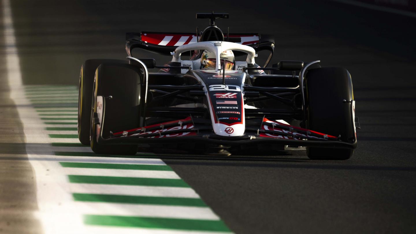 Kevin Magnussen, MoneyGram Haas F1 Team